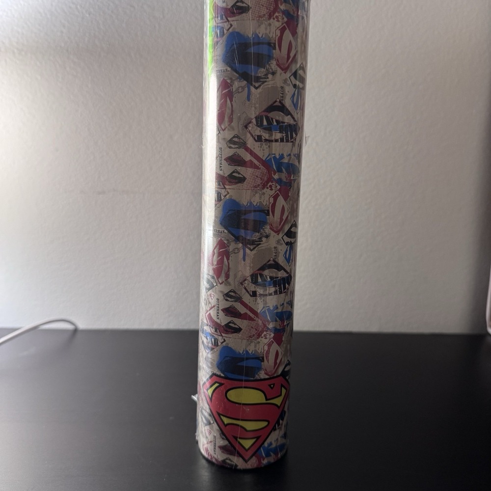 D.C. Comics Superman PRIME3D 12"x18" 300pc Puzzle in 3D Book Shaped Tin New - Picture 7 of 7